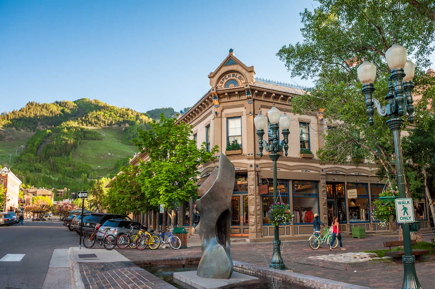 Downtown Aspen Colorado hard money borrower financing profiles